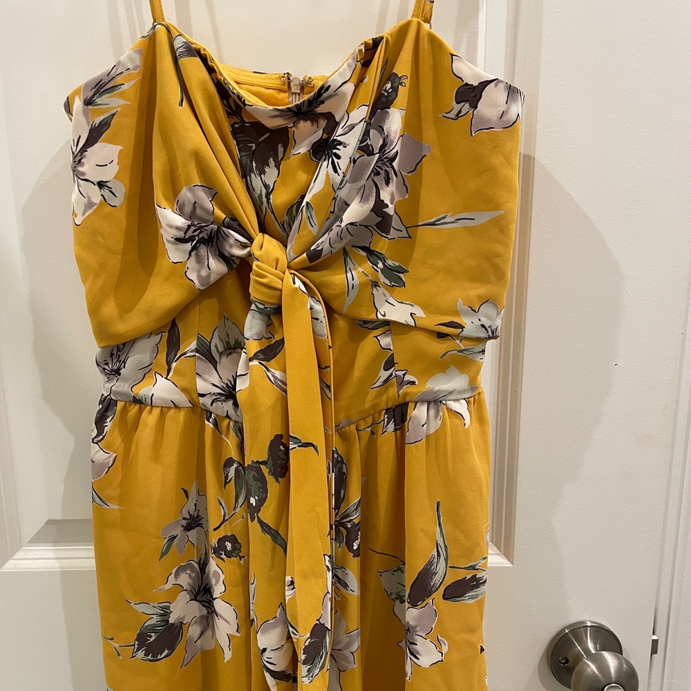 Golden floral small sugar lips zip up romper.